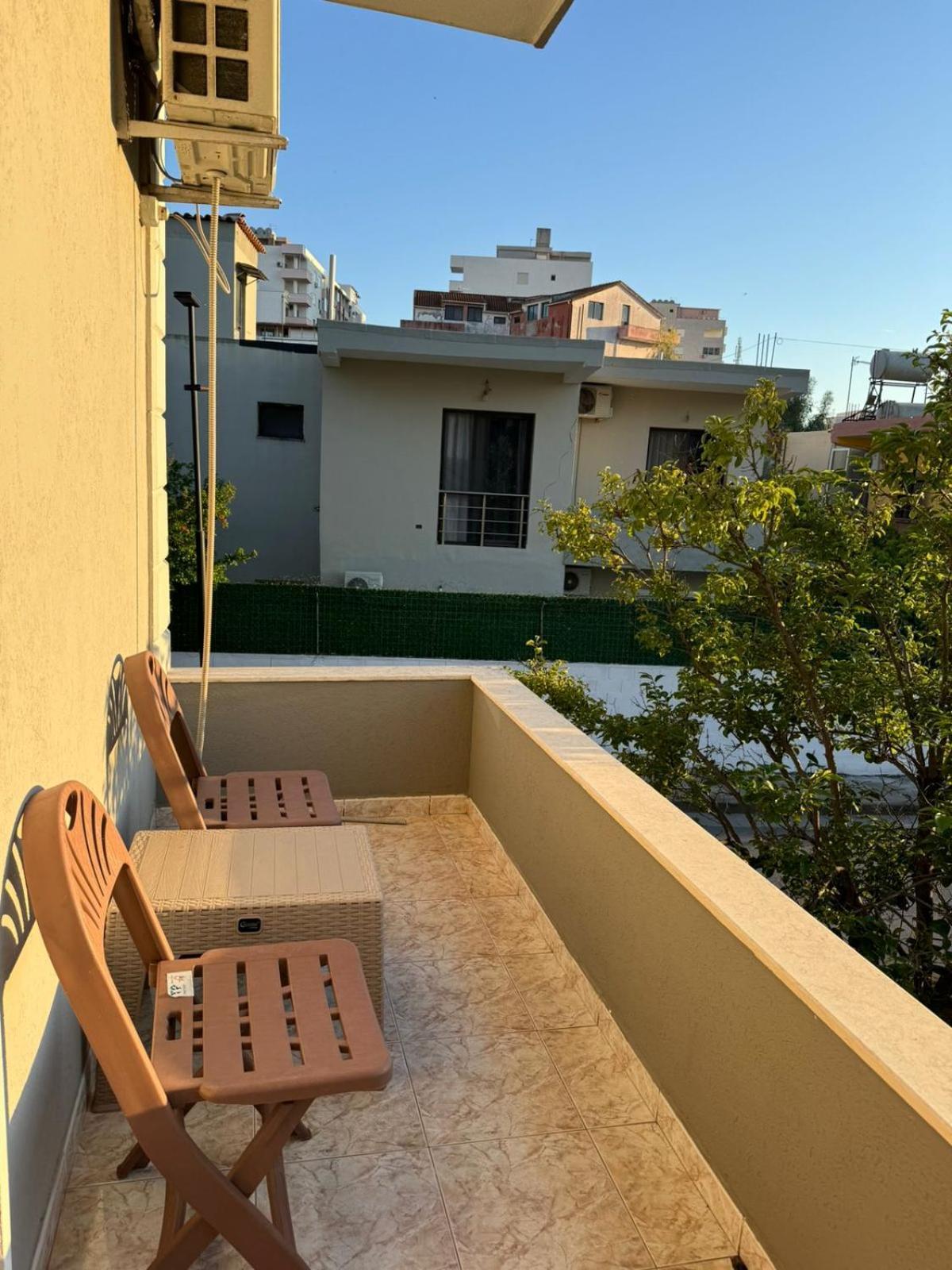 Melas Villa Durrës Esterno foto