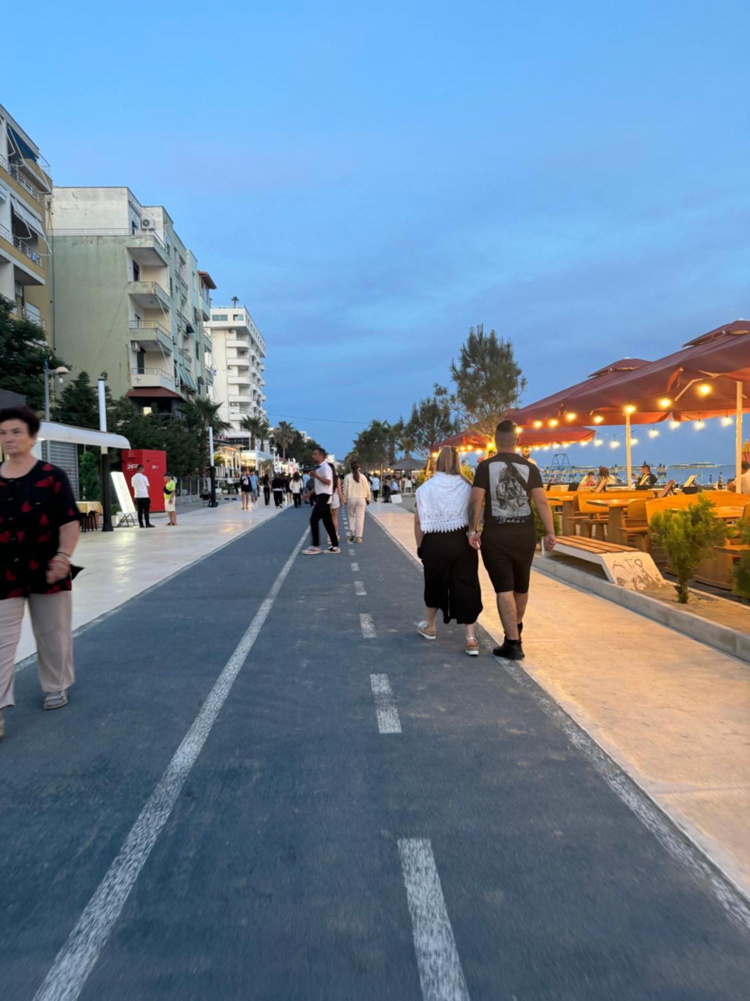Melas Villa Durrës Esterno foto