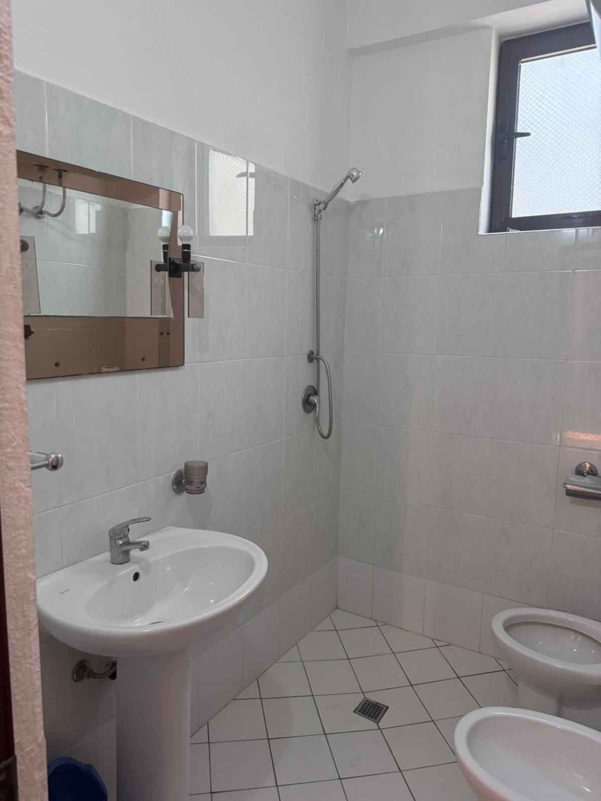 Melas Villa Durrës Esterno foto